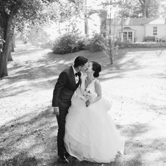 Meet your Posher, Hannah - Picture 1 of 1